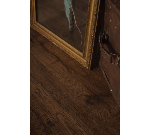 SPC Respect 0,5/43 (1220 х 184 х 5 мм) с подложкой 4209 Дуб Амбарный (2,2448 кв м)